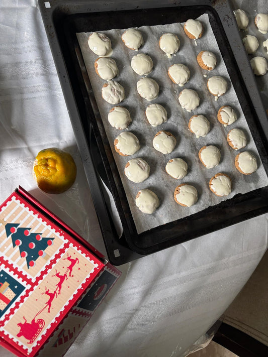 Gingerbread White Chocolate Cookies